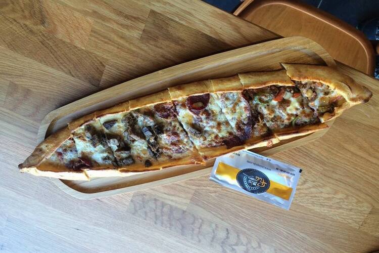 Miss Pide Sarigazi Istanbul
